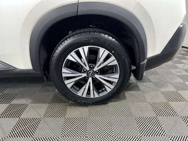 2023 Nissan Rogue SV Premium Package