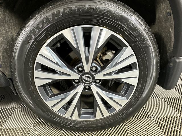 2023 Nissan Rogue SV Premium Package
