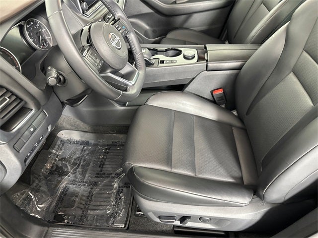 2023 Nissan Rogue SV Premium Package