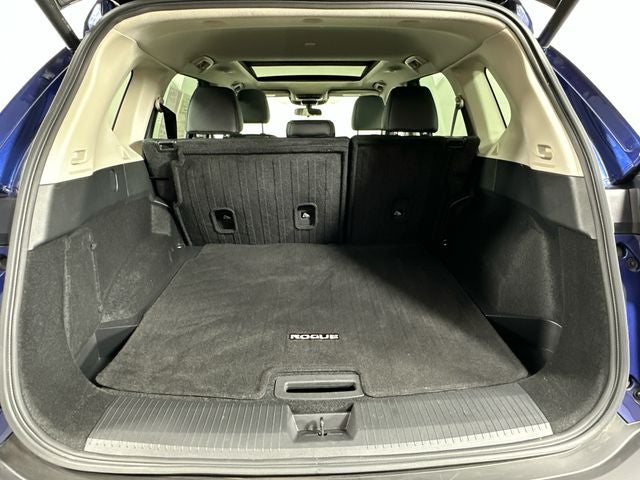 2023 Nissan Rogue SV Premium Package