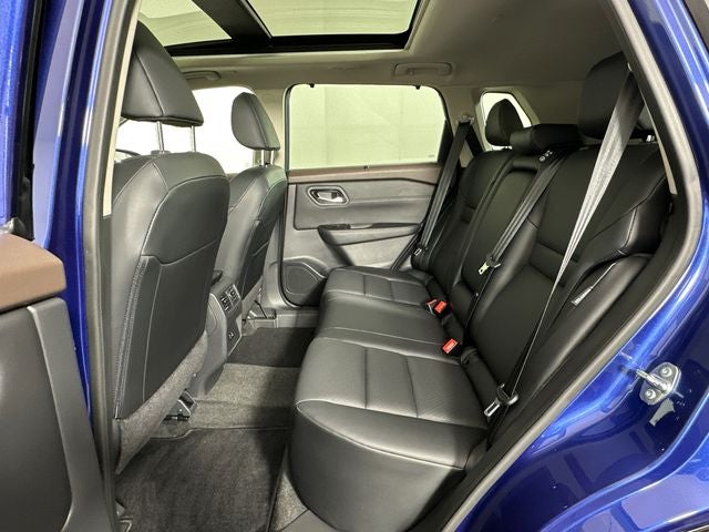 2023 Nissan Rogue SV Premium Package