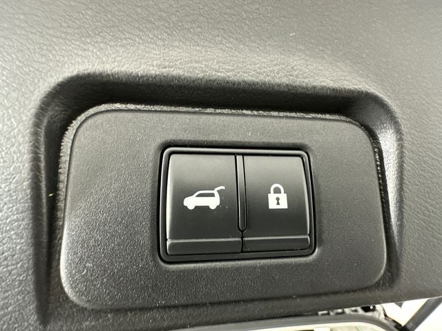 2022 Nissan Rogue SV Premium Package