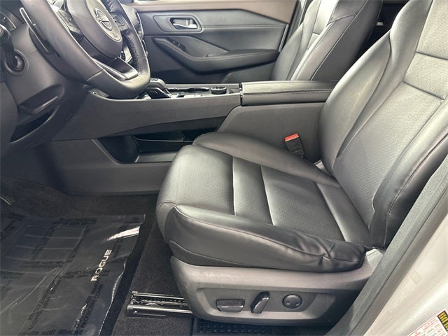 2023 Nissan Rogue SV Premium Package