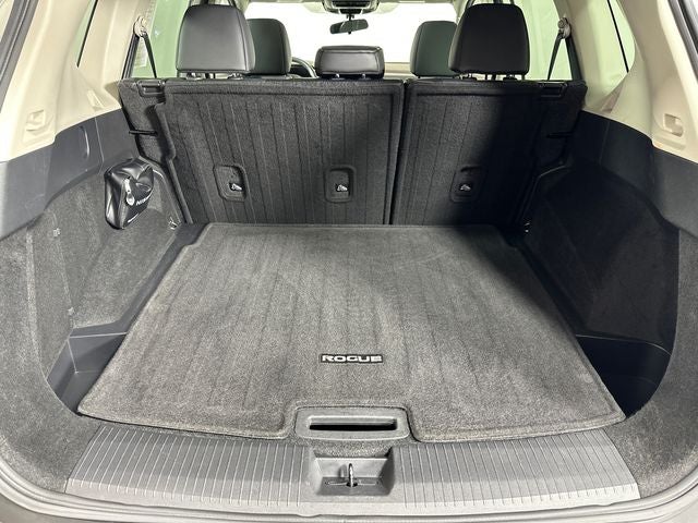 2023 Nissan Rogue SV Premium Package