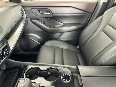 2023 Nissan Rogue SV Premium Package