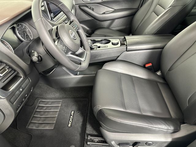 2023 Nissan Rogue SV Premium Package