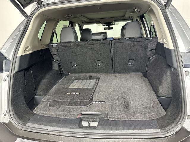 2023 Nissan Rogue SV Premium Package