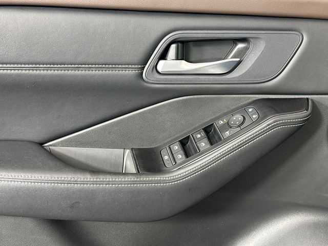 2023 Nissan Rogue SV Premium Package