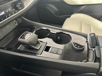 2023 Nissan Rogue SV Premium Package