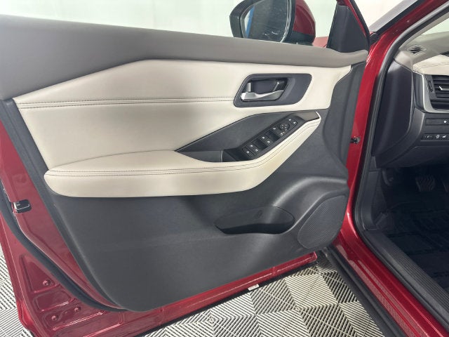 2023 Nissan Rogue SV Premium Package