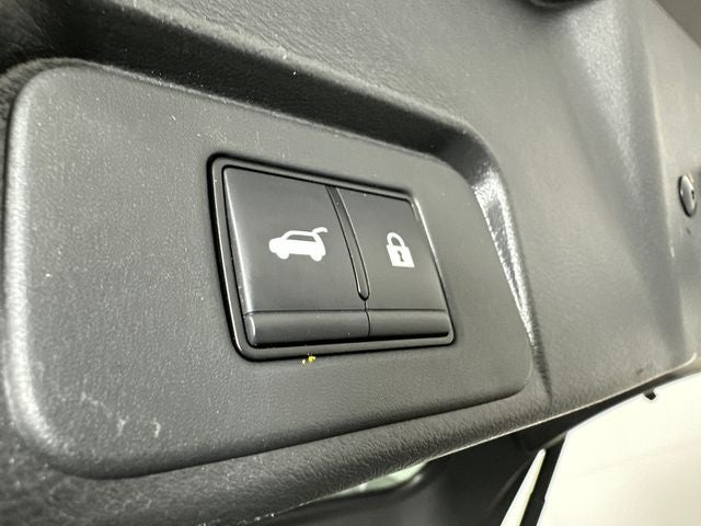 2023 Nissan Rogue SV Premium Package