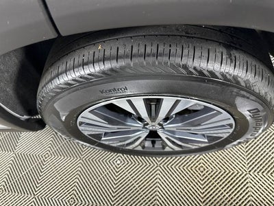 2023 Nissan Rogue SV Premium Package