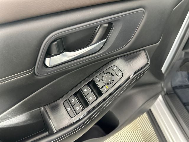 2023 Nissan Rogue SV Premium Package