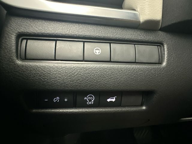 2023 Nissan Rogue SV Premium Package