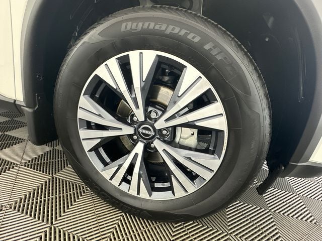 2023 Nissan Rogue SV Premium Package