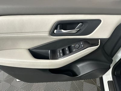2023 Nissan Rogue SV Premium Package