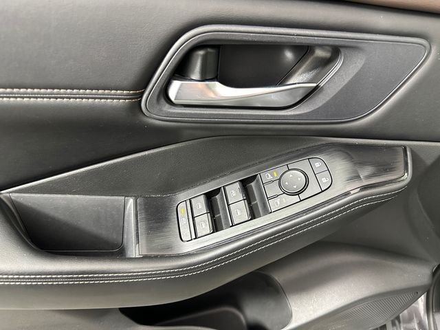 2023 Nissan Rogue SV Premium Package