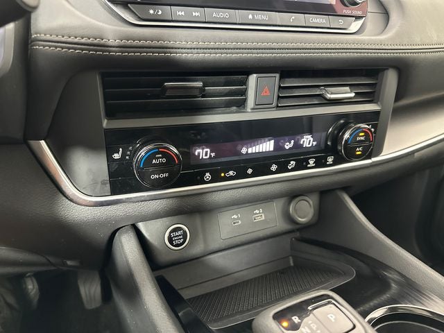 2023 Nissan Rogue SV Premium Package