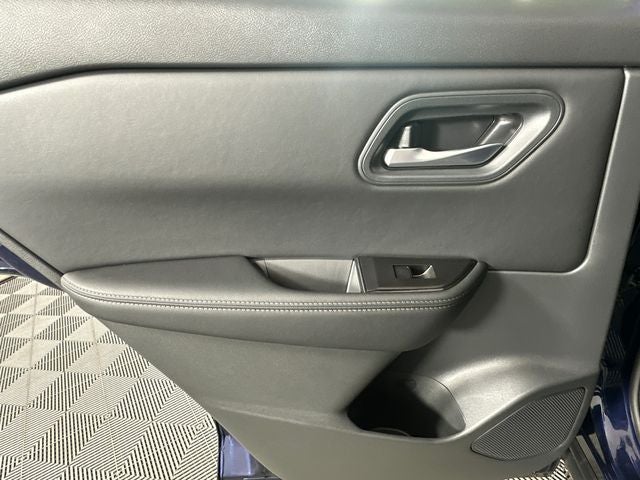 2026 Nissan Rogue SV Cold Weather Package