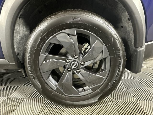 2026 Nissan Rogue SV Cold Weather Package