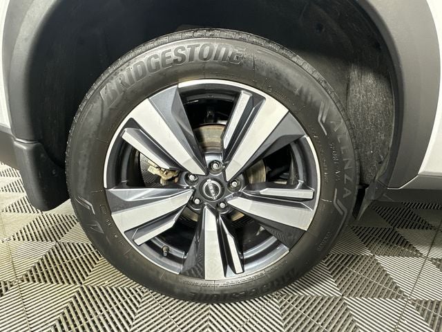 2023 Nissan Rogue SL Premium Package