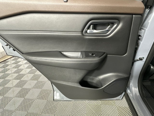2022 Nissan Rogue SL Premium Package