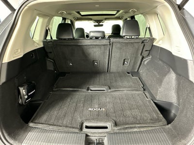 2022 Nissan Rogue SL Premium Package