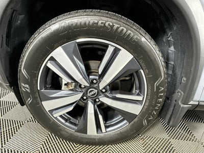 2022 Nissan Rogue SL Premium Package