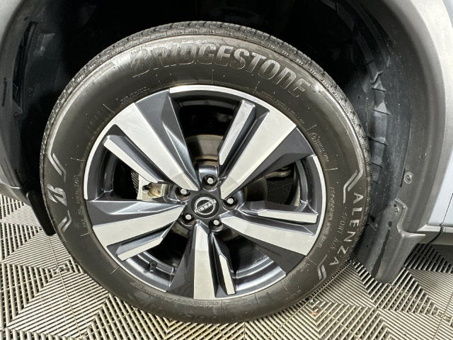 2022 Nissan Rogue SL Premium Package