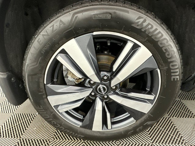 2022 Nissan Rogue SL Premium Package