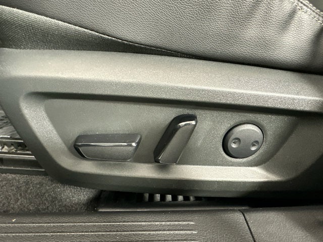 2022 Nissan Rogue SL Premium Package