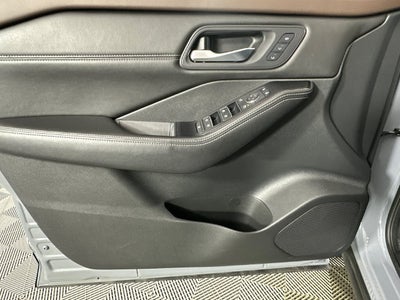 2022 Nissan Rogue SL Premium Package