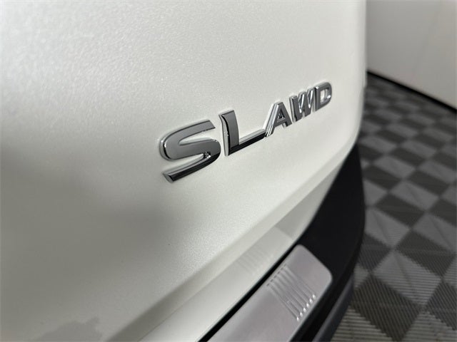 2023 Nissan Rogue SL Premium Package