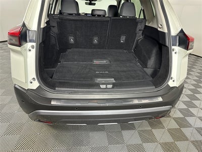 2023 Nissan Rogue SL Premium Package