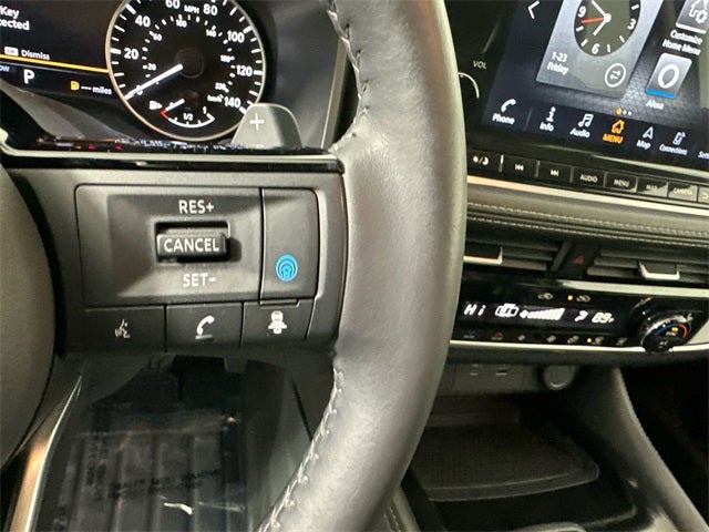 2023 Nissan Rogue SL Premium Package