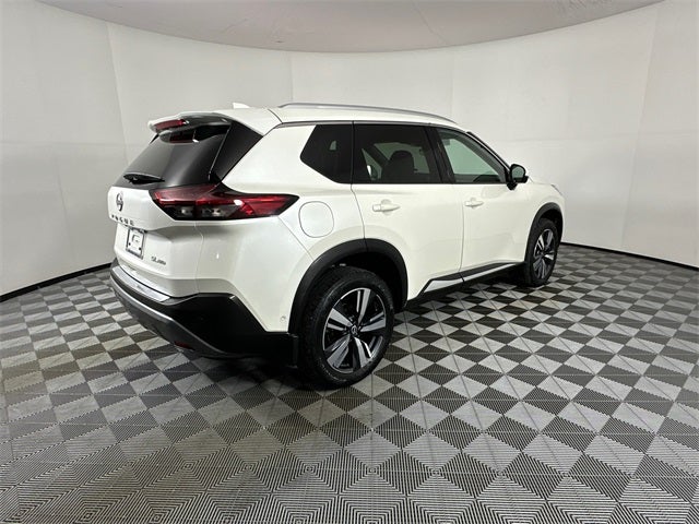 2023 Nissan Rogue SL Premium Package