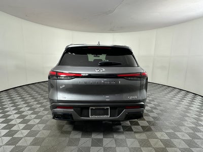 2024 INFINITI QX60 LUXE