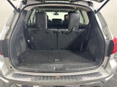 2017 Nissan Pathfinder Platinum