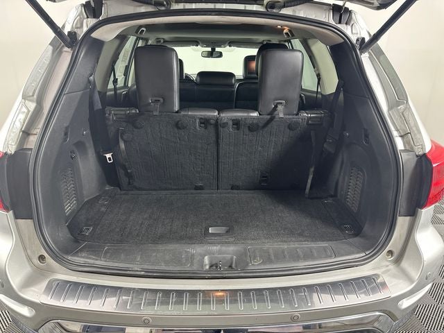 2017 Nissan Pathfinder Platinum