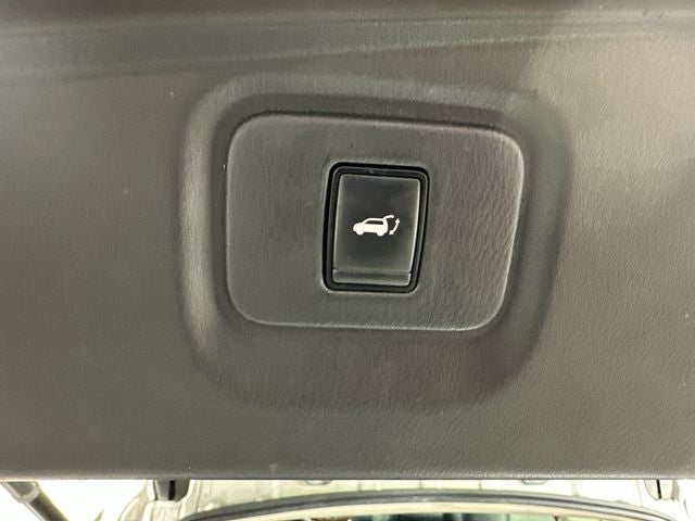 2017 Nissan Pathfinder Platinum