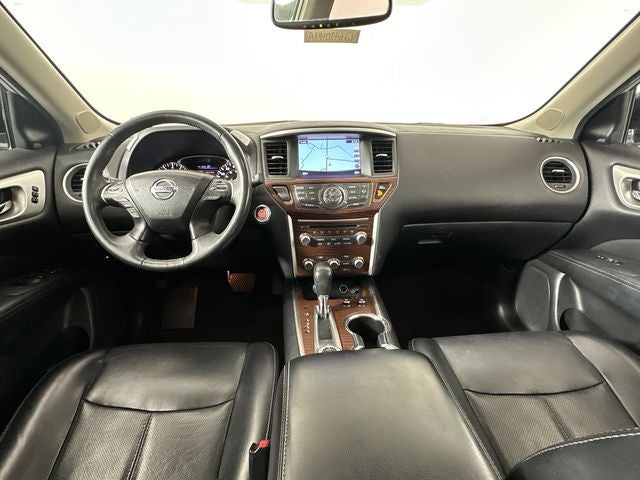 2017 Nissan Pathfinder Platinum