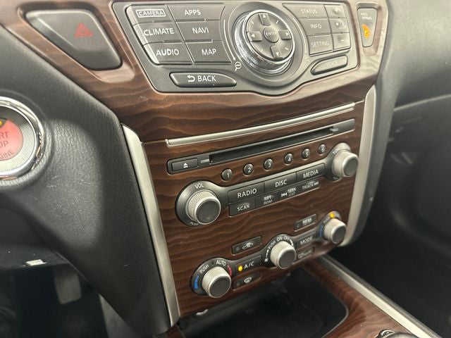 2017 Nissan Pathfinder Platinum