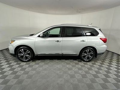 2017 Nissan Pathfinder Platinum
