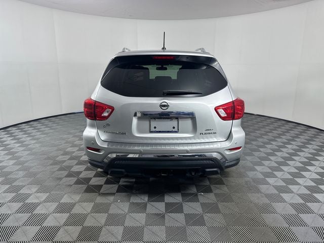 2017 Nissan Pathfinder Platinum
