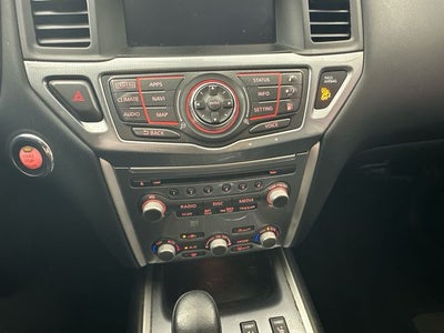 2018 Nissan Pathfinder SL