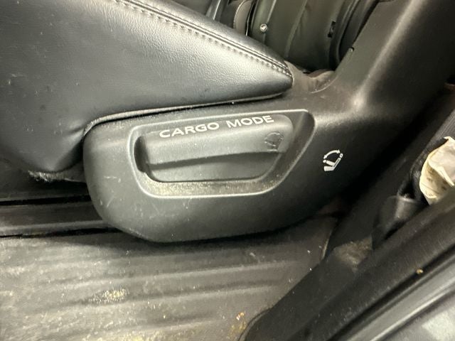 2018 Nissan Pathfinder SL