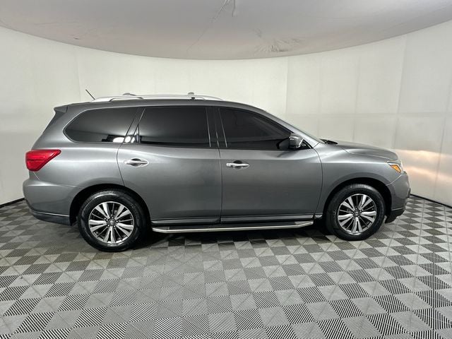 2018 Nissan Pathfinder SL