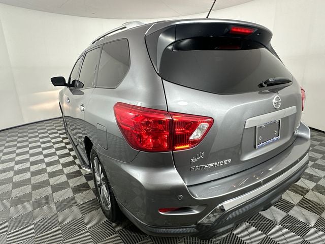 2018 Nissan Pathfinder SL