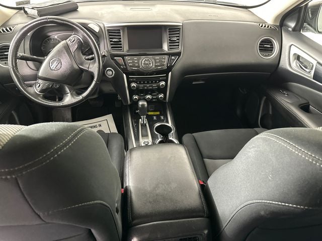 2018 Nissan Pathfinder SV