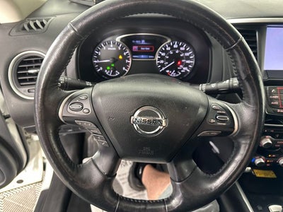 2018 Nissan Pathfinder SV